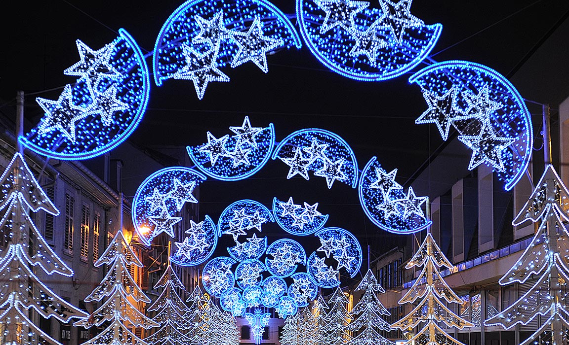 Lumieres-de-Noel-_Illuminations-rue-Clemenceau